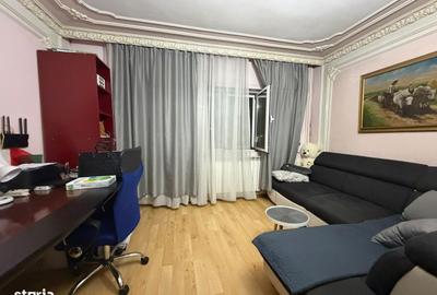 Apartament cu 3 camere decomandat în Sebastian