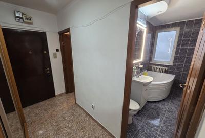 Garsonieră decomandată, mobilată în Valea Oltului - 6