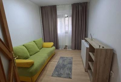 Apartament cu 3 camere decomandat în Central - 1