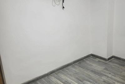 Casă cu 4 camere cu Teren 230 Mp în Central