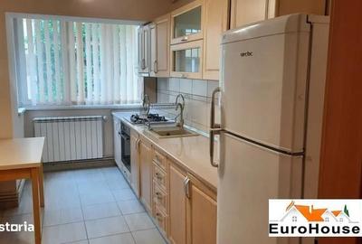 Apartament cu 3 camere decomandat în Cetate - 3