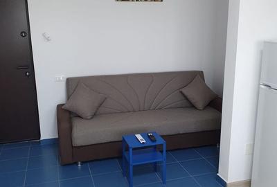Apartament cu 2 camere semidecomandat în Berceni