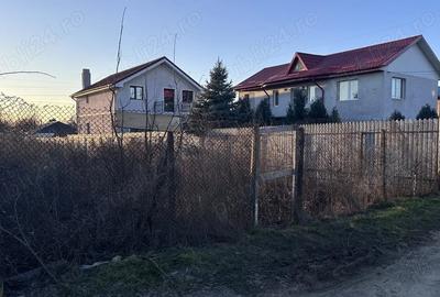 Teren de 500 mp, în Central - 4