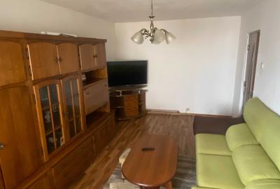 Apartament cu 3 camere decomandat în Central - 1