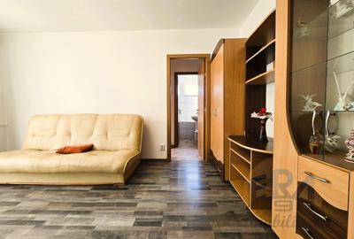Apartament cu 2 camere semidecomandat, mobilat în Rogerius