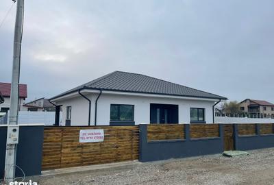 Casă cu 4 camere cu Teren 455 Mp în Șendreni