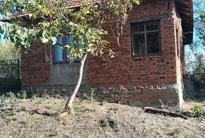 Casă cu 1 camere cu Teren 6700 Mp în Târnava