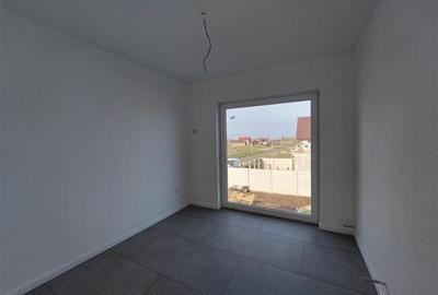 Casă individuală cu 4 camere cu Piscina în Fântânele - 9