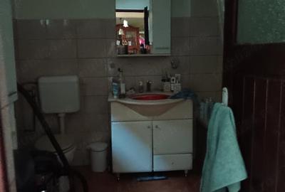 Casă cu Teren 250 Mp în Zădăreni