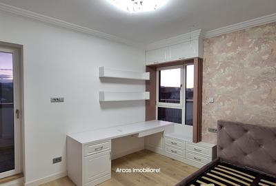 Penthouse cu 3 camere decomandat, mobilat în Sub Arini - 9
