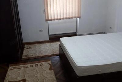 Apartament cu 2 camere decomandat în Rahova