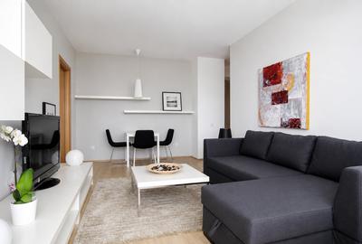 Apartament cu 2 camere decomandat, mobilat în Băneasa