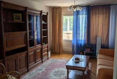 Apartament cu 3 camere în 1 Decembrie 1918 - 3