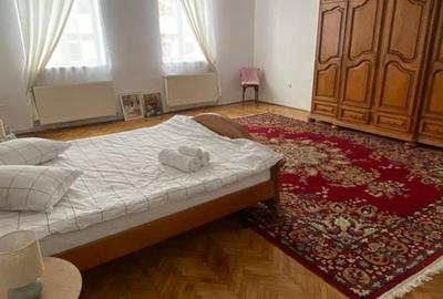 Casă cu 2 camere cu Teren 200 Mp în Cristian - 1