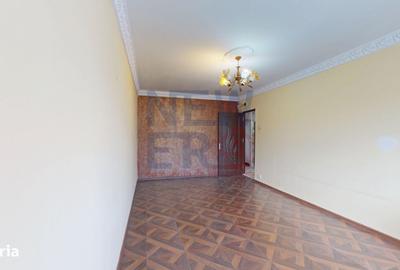 Apartament cu 3 camere decomandat în Rahova - 1