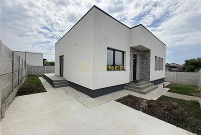 Casă cu 3 camere cu Teren 378 Mp în Berceni - 9