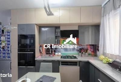 Apartament cu 3 camere decomandat în Berceni