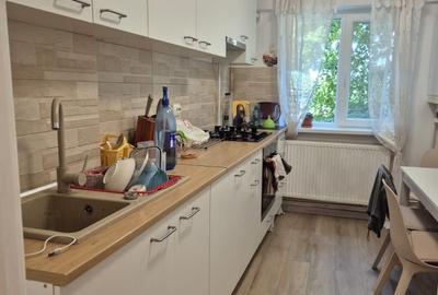 Apartament cu 3 camere decomandat în Central - 8