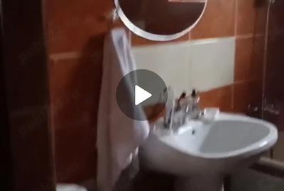 Apartament cu 2 camere nedecomandat în Central