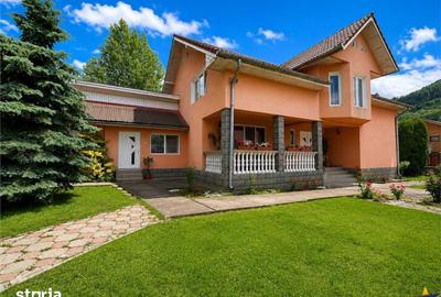 Casă cu 6 camere cu Teren 996 Mp în Răstolița - 27