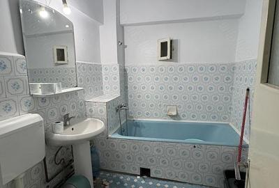 Apartament cu 3 camere decomandat în Unirii Sud - 2
