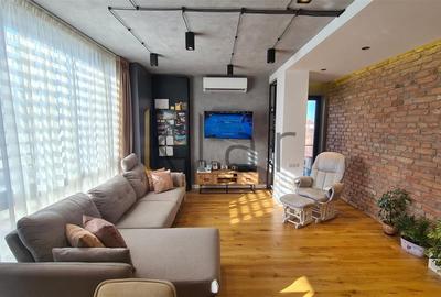 Apartament cu 2 camere semidecomandat, mobilat în Calea Turzii