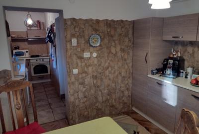 Apartament cu 4 camere decomandat în Cotroceni - 3