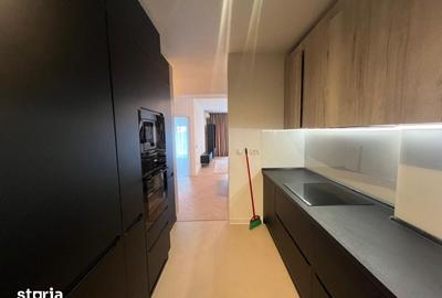 Apartament cu 4 camere în Herăstrău