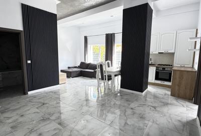 Apartament cu 3 camere semidecomandat, mobilat în Dâmbul Rotund