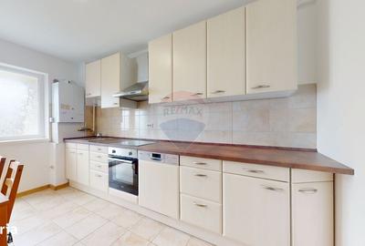 Apartament cu 2 camere decomandat în Sânpetru