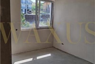 Casă cu 4 camere cu Teren 700 Mp în Florești