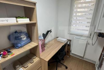 Apartament cu 3 camere semidecomandat în Dâmbu Pietros