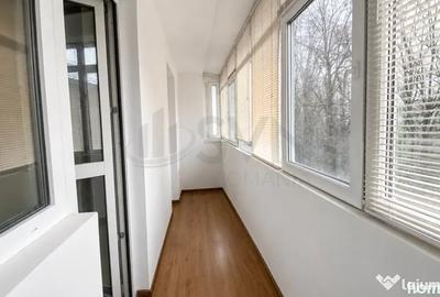 Apartament cu 4 camere decomandat în Bucureștii Noi
