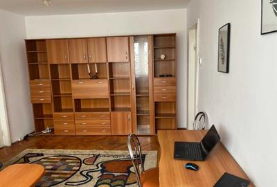 Apartament cu 2 camere semidecomandat în Central - 2