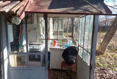 Casă cu 3 camere cu Teren 1563 Mp în Sărulești