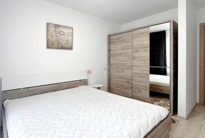 Apartament cu 2 camere decomandat, mobilat în Tractorul - 4