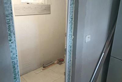 Casă cu 2 camere cu Teren 440 Mp în Central