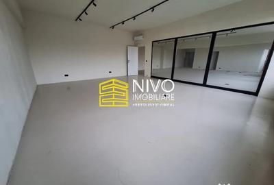 Spațiu comercial, de 40 mp, în Libertății