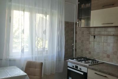 Apartament cu 3 camere decomandat în Nicolina - 6