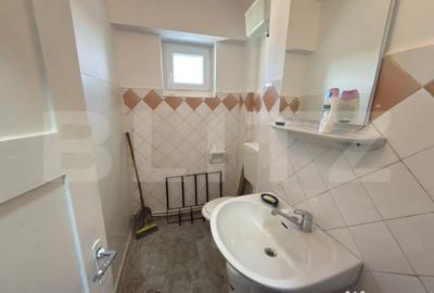 Apartament cu 3 camere decomandat în Carpați 2