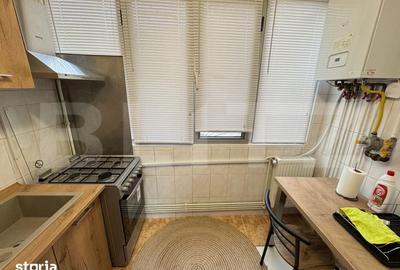 Apartament cu 2 camere decomandat în Sărari - 3