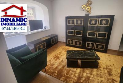 Apartament cu 2 camere, mobilat în Central