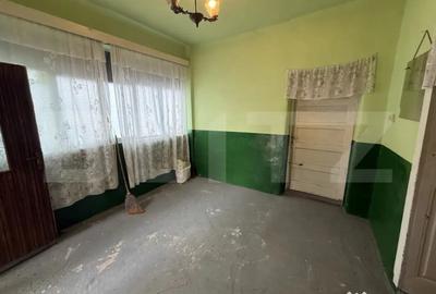 Casă cu 2 camere cu Teren 11600 Mp în Central - 6
