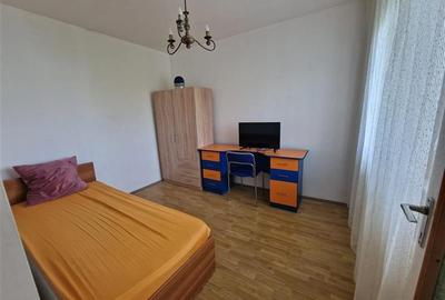Apartament cu 2 camere semidecomandat în 7 Noiembrie - 2