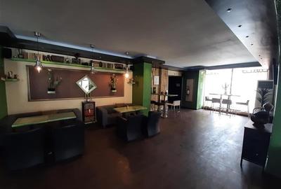 Spațiu comercial, de 980 mp, în Ultracentral - 8