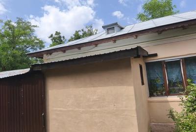 Casă cu 5 camere în Ologeni