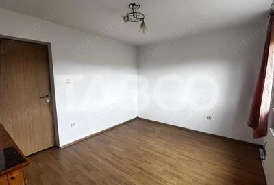 Apartament cu 3 camere decomandat în Trei Stejari - 7