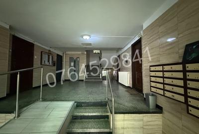 Apartament cu 2 camere decomandat în Colentina