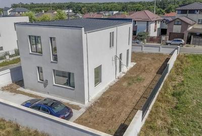 Casă cu Teren 490 Mp în Brănești