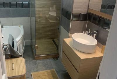Apartament cu 3 camere decomandat în Popoveni - 2